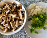 Foto del paso 1 de la receta: Champiñones salteados fáciles