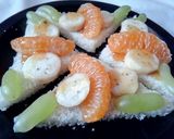 A picture of step 1 of Fruit Sandwich.