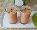 A picture of step 5 of Banana and apple shake 🍌🍌🍎🍌.