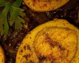A picture of step 3 of Egg onion roast.