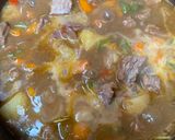 A picture of step 8 of Beef potatoes soup.