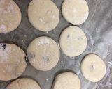 A picture of step 3 of Sultana Mandazis#CharityRecipe.
