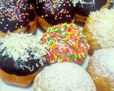 Foto langkah ke 5 dari resep Donat Fluffy.