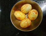 A picture of step 1 of Do payaja egg matter cury.