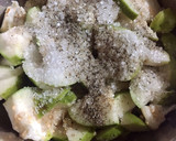 A picture of step 2 of Guava salad.
