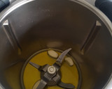 Foto del paso 1 de la receta: Salteado de gulas, espinacas, pasas y nueces. Thermomix