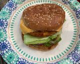 વેજ આલુ ટીક્કી બર્ગર (Veg Aloo Tikki Burger Recipe In Gujarati) રેસીપી સ્ટેપ3ફોટો