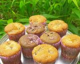 Foto langkah ke 6 dari resep Cupcake pisang panggang rasa taro dan original.