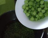 A picture of step 3 of Steamed Broccoli Salad.