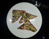 A picture of step 4 of Bread pizza.