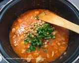 Csicseriborsós-édesburgonyás csirkemellpaprikás kolbásszal recept fázis 5 fotója