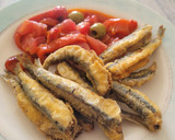 Foto del paso 3 de la receta: Boquerones fritos a la Malageña y en recuerdo al Piyayo