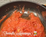 Foto del passaggio 1 della ricetta Pasta Linguine con pelato e tonno di fantasia 👩‍🍳🇮🇹🌍🏡🌇