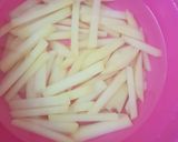 Foto langkah ke 3 dari resep Kentang Goreng (French Fries) homemade.
