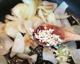 Foto del paso 3 de la receta: Pollo de corral relleno a la catalana 🐓