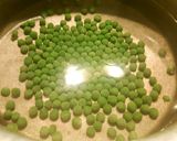 A picture of step 4 of Boiled white rice with green peas 🍚☺.