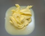 Foto langkah ke 1 dari resep Kuker susu simple dan praktis.