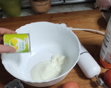 Foto del paso 2 de la receta: Tarta corazón, bizcocho de yogurt de limón... Locura chocolate y frutas