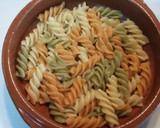 Foto del paso 3 de la receta: Gratín de pasta a los dos quesos