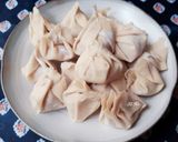 Hình bước làm 2 của món Hoành Thánh nước