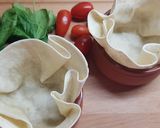 Φωτογραφία βήματος 1 της συνταγής Tortilla egg cups (τορτίγια με αυγό σε ατομικό μπολάκι)