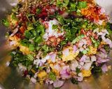 🌧️વાટી દાળનાં ભજીયા🌧️(vati dal na bhajiya recipe in Gujarati) રેસીપી સ્ટેપ2ફોટો