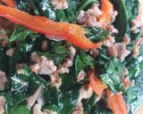 รูปขั้นตอนการทำที่ 3 ของ ผัดตำลึงหมูสับ