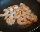 Foto langkah ke 3 dari resep Udang saos telur asin.