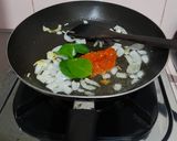 Foto langkah ke 3 dari resep Kerang Hijau Saus Padang.