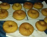 Foto langkah ke 9 dari resep Donut Labu Lembut.