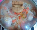 Foto del paso 5 de la receta: Muslos de pollo en salsa ligera cebollas y toque de especias