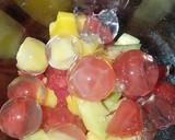 Foto langkah ke 6 dari resep Fruit jellyball🍡🍉 🥭 creamy milk🫗.