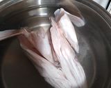 Foto del paso 1 de la receta: Caldillo de congrio dorado