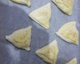 A picture of step 14 of Chicken stuffed buns.