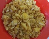 Foto langkah ke 4 dari resep Nasi goreng bakso ikan.