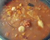 Foto del paso 2 de la receta: Potaje de garbanzos y alubias con nabos, calabaza y repollo