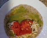 Foto del paso 2 de la receta: Quesadilla de pollo asado