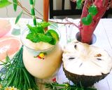 Hình bước làm 3 của món Sinh tố mãng cầu xiêm