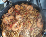 Foto del paso 8 de la receta: Tallarines salteados con camarones