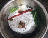 A picture of step 1 of Red Coconut Chutney.