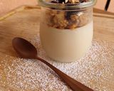 Foto del paso 8 de la receta Panna cotta de leche de almendras con crumble y mermelada de arándanos