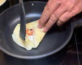 Foto del paso 5 de la receta: Crepes de salmón ahumado, queso de cabra y manzana