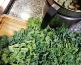 Foto del paso 2 de la receta: Guisito verduroso con kale y habas