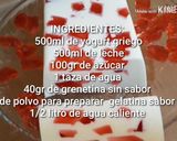 Foto del paso 1 de la receta: Gelatina de yogurt griego y mosaicos de fresa