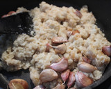 Foto del paso 7 de la receta: Migas cuadradas con peras