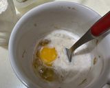 Foto langkah ke 2 dari resep Banana Mug Cake.