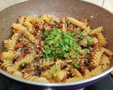 A picture of step 12 of Indian Style Veggies Pasta.
