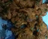 A picture of step 2 of Cauliflower pakoda.