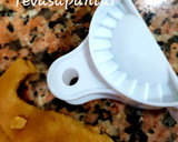 Foto del paso 3 de la receta: Empanadillas rellenas de crema (bollinas asturianas)🎊🎉🎭