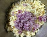 Hình bước làm 5 của món Bánh cay phô mai chiên